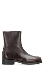 Load image into Gallery viewer, Boots Truck in leather
