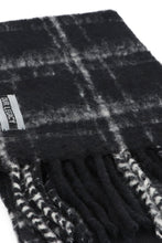 Load image into Gallery viewer, Estate Knit scarf
