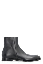 Load image into Gallery viewer, Leather ankle boots

