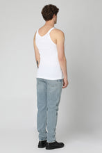 Load image into Gallery viewer, Curtis tapered fit jeans
