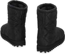 Load image into Gallery viewer, Quilted nylon boots
