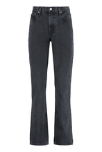 Load image into Gallery viewer, Lyle slim fit jeans
