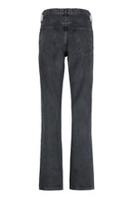 Load image into Gallery viewer, Lyle slim fit jeans
