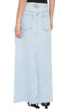 Load image into Gallery viewer, Hilla denim skirt
