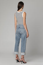 Load image into Gallery viewer, Fran straight leg jeans
