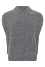 Load image into Gallery viewer, Sleeveless sweater with sequins
