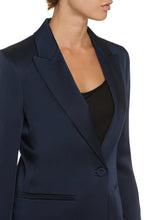 Load image into Gallery viewer, Abitata satin blazer
