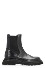 Load image into Gallery viewer, Leather Chelsea boots
