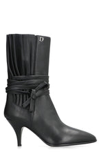 Load image into Gallery viewer, Leather ankle boots
