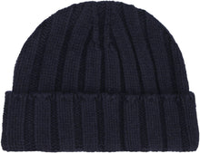 Load image into Gallery viewer, Cable knit beanie
