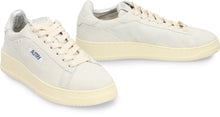 Load image into Gallery viewer, Dallas Low-top sneakers

