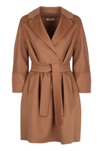 Load image into Gallery viewer, Arona wool coat
