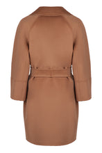 Load image into Gallery viewer, Arona wool coat
