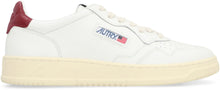 Load image into Gallery viewer, Medalist low-top sneakers
