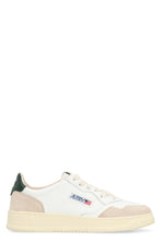 Load image into Gallery viewer, Medalist Low-top sneakers
