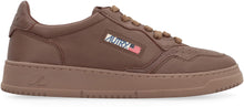 Load image into Gallery viewer, Medalist Low-top sneakers
