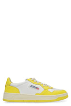 Load image into Gallery viewer, Medalist low-top sneakers
