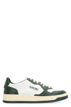 Load image into Gallery viewer, Medalist Low-top sneakers
