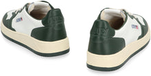 Load image into Gallery viewer, Medalist Low-top sneakers
