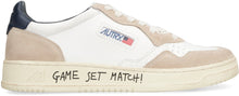 Load image into Gallery viewer, Medalist low-top sneakers
