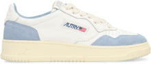 Load image into Gallery viewer, Medalist Low-top sneakers

