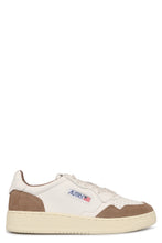 Load image into Gallery viewer, Medalist Low-top sneakers

