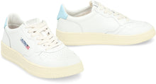 Load image into Gallery viewer, Medalist leather low-top sneakers

