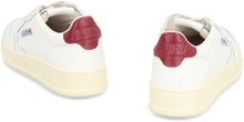 Load image into Gallery viewer, Medalist low-top sneakers
