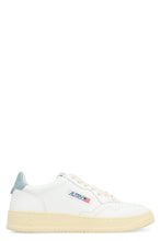Load image into Gallery viewer, Medalist Low-top sneakers
