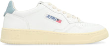 Load image into Gallery viewer, Medalist Low-top sneakers
