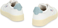 Load image into Gallery viewer, Medalist Low-top sneakers
