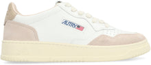 Load image into Gallery viewer, Medalist Low-top sneakers
