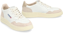 Load image into Gallery viewer, Medalist Low-top sneakers
