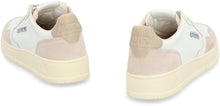 Load image into Gallery viewer, Medalist Low-top sneakers
