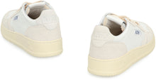 Load image into Gallery viewer, Medalist Low-top sneakers
