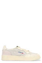 Load image into Gallery viewer, Medalist Super Vintage low-top sneakers
