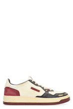 Load image into Gallery viewer, Medalist Leather low-top sneakers
