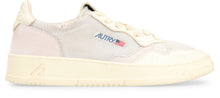Load image into Gallery viewer, Medalist Super Vintage Low-top sneakers
