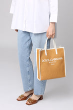 Load image into Gallery viewer, Raffia tote bag
