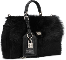 Load image into Gallery viewer, Handbag in fur
