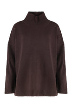 Load image into Gallery viewer, High-neck sweater made of wool
