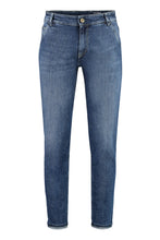 Load image into Gallery viewer, Indie slim fit jeans
