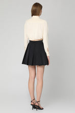 Load image into Gallery viewer, Pussy-bow collar georgette shirt
