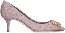 Load image into Gallery viewer, Bellucci lace pumps

