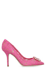 Load image into Gallery viewer, Bellucci lace pump
