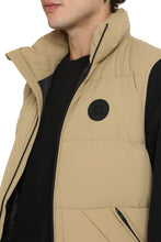 Load image into Gallery viewer, Sierra full zip field vest
