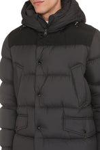 Load image into Gallery viewer, Sierra Long hooded down jacket
