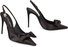 Load image into Gallery viewer, Satin slingback pumps
