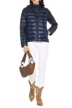 Load image into Gallery viewer, Cypress padded jacket
