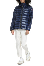 Load image into Gallery viewer, Cypress hooded short down jacket
